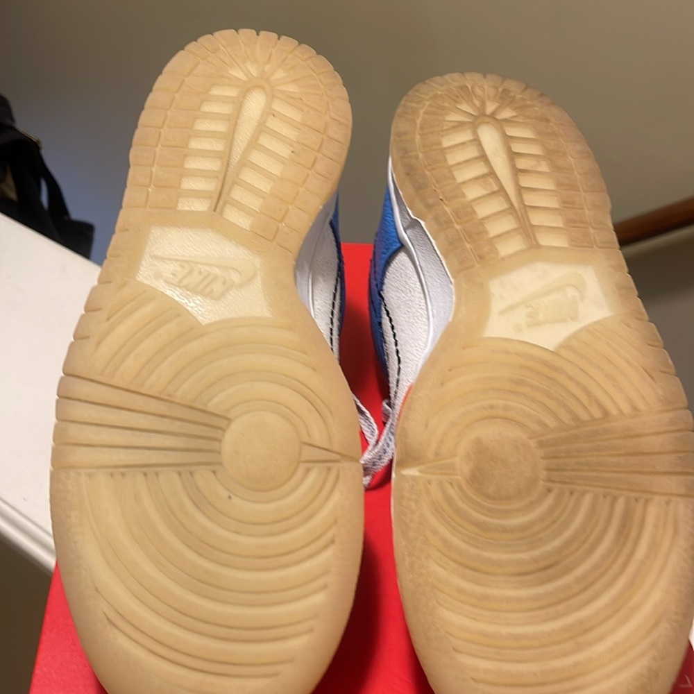 Nike Dunks - Picture 4 of 4